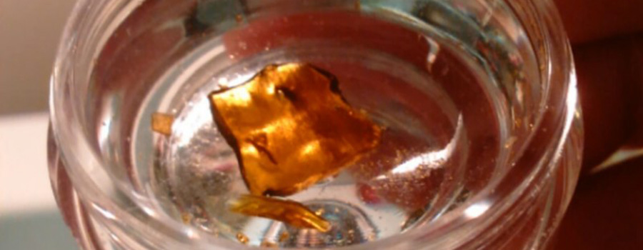 cannabis concentrates shatter. marketing cannabis products online.